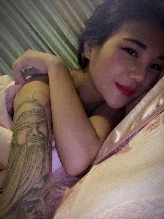 嫂子，你身上纹的是关公？