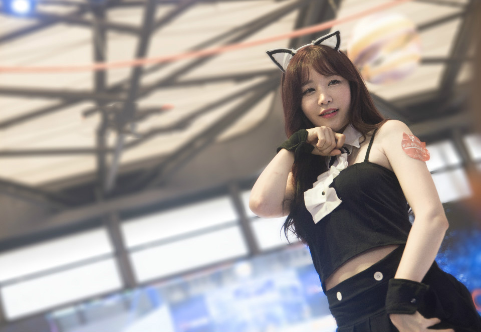刚加女生好友，之后如何撩她？
